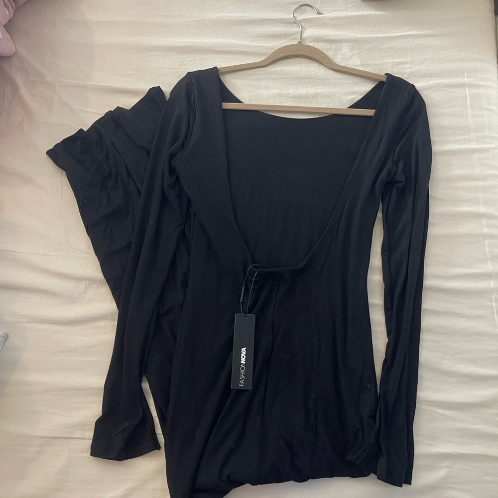 Black Long Sleeve Backless Women's Dress